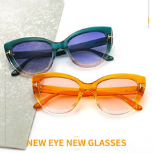 Load image into Gallery viewer, SHAUNA Cat Eye Women Sunglasses Gradient Shades Retro Optical Glasses Frames