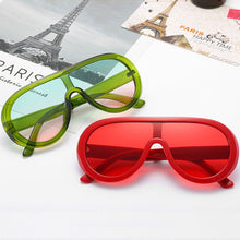 Load image into Gallery viewer, SHAUNA Oversize One-Piece Lens Pilot Sunglasses UV400