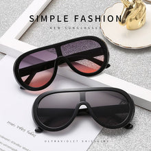 Load image into Gallery viewer, SHAUNA Oversize One-Piece Lens Pilot Sunglasses UV400