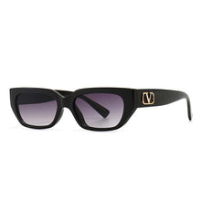 Carica l'immagine nel visualizzatore di Gallery, SO&amp;EI Moda Piccoli Occhiali da sole Cat Eye Donna Retro Designer di marca Jelly Color Eyewear Ins Uomini popolari Occhiali da sole sfumati UV400 