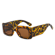 Carica l&#39;immagine nel visualizzatore di Gallery, SO&amp;EI Square Sunglasses Women Clear Colorful Eyewear Shades UV400 Men Trending Retro Wide Legs Sun Glasses
