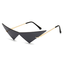 Load image into Gallery viewer, SO&amp;EI Oversized Triangle One Piece Women Sunglasses Vintage Rimless Clear Ocean Lens Eyewear Men Cat Eye Sun Glasses
