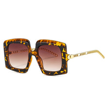 Carica l&#39;immagine nel visualizzatore di Gallery, SO&amp;EI Occhiali da sole con catena in metallo retrò da donna Designer di marca Occhiali da vista quadrati sfumati Occhiali da sole a righe di tendenza 