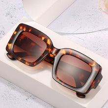 Load image into Gallery viewer, SO&amp;EI Vintage Square Women Sunglasses UV400 Men Trending Red Blue Sun Glasses Outdoor Eyewear Shades