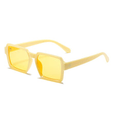 Carica l&#39;immagine nel visualizzatore di Gallery, SO&amp;EI Retro Square Gradient Sunglasses Women Champagne Yellow Shades UV400 Men Trending Sun Glasses