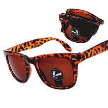 Carica l&#39;immagine nel visualizzatore di Gallery, SWOKENCE  Folding Sunglasses Women Men Portable Foldable Sun Glasses Rivet Frame Folded UV400 Optical Spectacles SA14