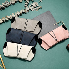 Load image into Gallery viewer, Sen Maries PU Leather Sunglasses Pouch Bag Eyeglasses Case Women Men Support Customized Logo Portable Glasses Cover Bags Box