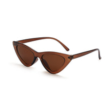 Carica l'immagine nel visualizzatore di Gallery, Sexy Cat Eye Retro Sunglasses Small Triangle Sunglasses Female Shades Ladies Trending Streetwear Eyewear UV400 Eyewear