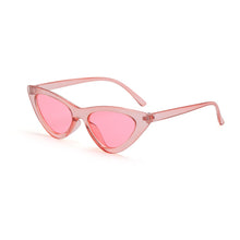 Carica l'immagine nel visualizzatore di Gallery, Sexy Cat Eye Retro Sunglasses Small Triangle Sunglasses Female Shades Ladies Trending Streetwear Eyewear UV400 Eyewear