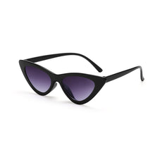 Carica l'immagine nel visualizzatore di Gallery, Sexy Cat Eye Retro Sunglasses Small Triangle Sunglasses Female Shades Ladies Trending Streetwear Eyewear UV400 Eyewear