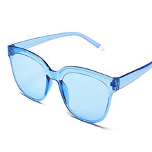 Load image into Gallery viewer, Sexy Cat Eye Sunglasses Women Brand Designer Small Triangle Vintage Sun Glasses Female Retro Cateye Eyewear Pink