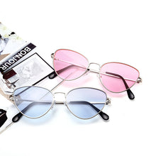 Carica l'immagine nel visualizzatore di Gallery, Sexy Small Vintage Cat Eye Sunglasses Women Vintage Red Black Sun Glasses Female Ladies Cateyes Sunglass 2022 Retro Glasses