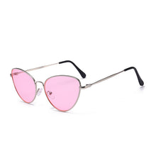 Carica l'immagine nel visualizzatore di Gallery, Sexy Small Vintage Cat Eye Sunglasses Women Vintage Red Black Sun Glasses Female Ladies Cateyes Sunglass 2022 Retro Glasses