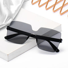 Load image into Gallery viewer, Sexy Square Sunglasses Women Brand Designer Small Triangle Vintage Sun Glasses Female Retro Cateye Eyewear Black