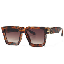 Carica l'immagine nel visualizzatore di Gallery, Shield Square Sunglasses Mens 2023  Designer Sun Glasses Female Brand Designe Gradient Color Eyeglasses Oculos UV400