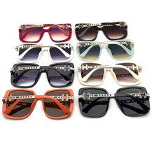 Load image into Gallery viewer, Simple Big Frame Square Sunglasses Women Retro Photochromic Mirror Sun Glasses Ladies Brand Design Chain Eyewear UV400