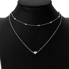 Carica l&#39;immagine nel visualizzatore di Gallery, Collana a catena con collo a clavicola multistrato a forma di cuore di pesca con ciondolo clavicola femminile di moda semplice. Ciondolo a forma di cuore 