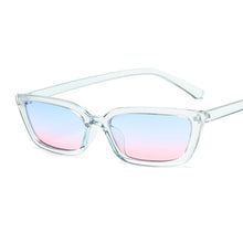 Carica l'immagine nel visualizzatore di Gallery, Occhiali da sole Cat Eye piccoli da donna Occhiali da sole vintage a specchio in plastica retrò neri Occhiali da sole femminili Oculos De Sol Feminino 