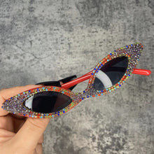 Carica l'immagine nel visualizzatore di Gallery, Small Cat Eye Sunglasses Women Crystal Cooling Sunglasses  Rhinestone Cute Sexy Cat's Glasses For Ladies Vintage Shades