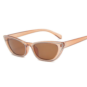 Small Frame Cat Eye Sunglasses Women Designer Retro Sunglasses Ladies Imitation Diamond Sunglasses UV400 Óculos de sol femininos
