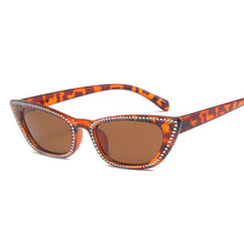 Load image into Gallery viewer, Small Frame Cat Eye Sunglasses Women Designer Retro Sunglasses Ladies Imitation Diamond Sunglasses UV400 Óculos de sol femininos