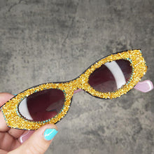 Load image into Gallery viewer, Small Handmade Blingbling Beautiful Round Sunglasses Women Rhinestone Ladies Vintage Bling Glasses Women Trendy Shades Oculos