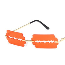 Carica l'immagine nel visualizzatore di Gallery, Small Rectangle Rimless Sunglasses Women Blade Shape Vintage Hollow Eyeglasses Women Razor Gafas Punk UV400 Alloy