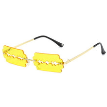 Carica l'immagine nel visualizzatore di Gallery, Small Rectangle Rimless Sunglasses Women Blade Shape Vintage Hollow Eyeglasses Women Razor Gafas Punk UV400 Alloy
