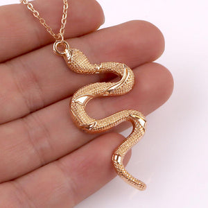 Snake Necklace For Women New Animal Snake Dangle Pendant Necklace Minimalist Style Trendy Female Birthday Jewelry Bijoux Gift