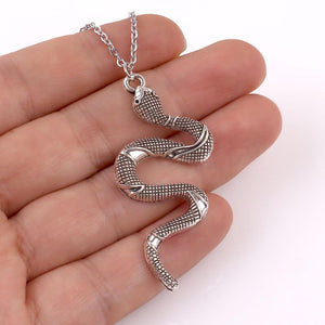 Snake Necklace For Women New Animal Snake Dangle Pendant Necklace Minimalist Style Trendy Female Birthday Jewelry Bijoux Gift