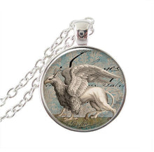 Carica l&#39;immagine nel visualizzatore di Gallery, Collana Snow Griffin Everquest gioielli cabochon in vetro ciondolo Griffin gioielli catena in argento girocollo donna uomo senza collo all&#39;ingrosso 