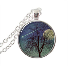Carica l&#39;immagine nel visualizzatore di Gallery, Collana Snow Griffin Everquest gioielli cabochon in vetro ciondolo Griffin gioielli catena in argento girocollo donna uomo senza collo all&#39;ingrosso 