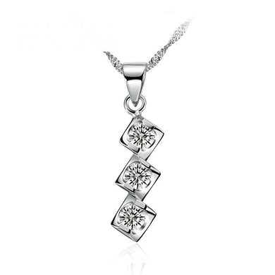 Solid 18K Gold Natural Diamond Pendant Necklace for Women - Free DHL Shipping