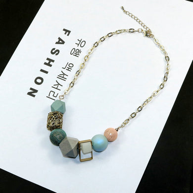 Spring New Fashion Personality Woman Necklace Geometric Wood Beads Pendant Necklaces Short Chain Trendy Accessories Jewelry