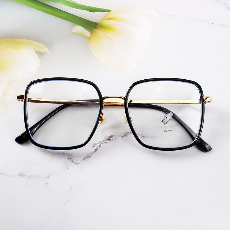 Montature per occhiali da vista quadrati anti-blu Montature per occhiali da donna TR90 Montatura per miopia retrò trasparente Lady UV400