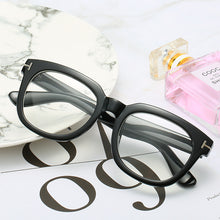 Load image into Gallery viewer, Square James Bond Sunglasses 2023 Men Women Brand Designer Vintage Black Frame Sun Glasses UV400 Eyewear