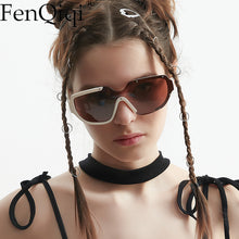 Load image into Gallery viewer, Square Semi-rimless Green Sun Glasses Shades 2023 summer Brand Designer Trendy Beach Vacation Sunglasses Oculos De Sol