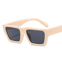 Carica l&#39;immagine nel visualizzatore di Gallery, Square Sunglasses Men Small Frame Male Sun Glasses Retro Mirror Hip Hop  Lunette De Soleil Homme