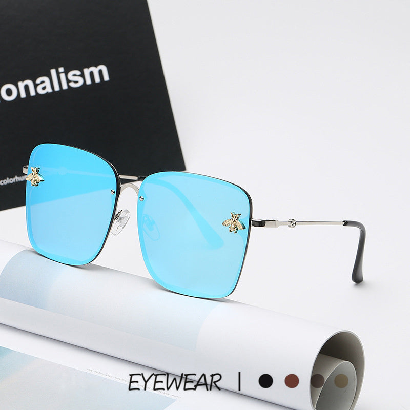 Square Sunglasses Women Brand Designer Gradient Sun Glasses Female Classic Retro Little Bee Frameless Ladies Oculos De Sol