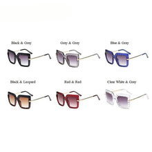 Carica l&#39;immagine nel visualizzatore di Gallery, Square Sunglasses Women Men 2023 Oversized Retro  Brand Designer Sun Glasses Female Male Eyewear Oculos De Sol