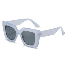 Carica l'immagine nel visualizzatore di Gallery, Square Sunglasses Women Tortoiseshell Small Rectangle Vintage Sun Glasses Female Shade Retro Gradient Lunette De Soleil Femme
