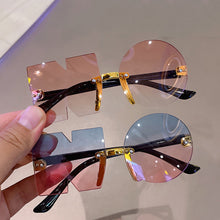 Load image into Gallery viewer, Square UV400 Vintage Rimless Sunglass Kids Red Gafas De Sol Mujer Rimless Lunette De soleil Femme Child Sunglasses