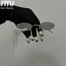 Carica l&#39;immagine nel visualizzatore di Gallery, Steampunk Oval Sunglasses Women Shiny Diamond Tassel Sun Glasses  Crystal Ladies Eyewear Metal Frame Punk Sun Glasses