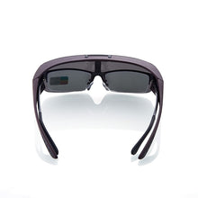 Carica l&#39;immagine nel visualizzatore di Gallery, Stgrt Men Fit Over Sunglasses Polarized Plastic Frame With Lens Folding Wear On Regular Prescription Glasses