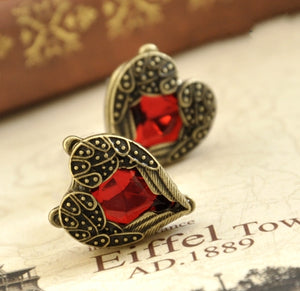 Stud Earrings For Women New Fashion Vintage Bronze Color Love Heart Luxury Red Crystal