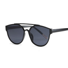 Carica l'immagine nel visualizzatore di Gallery, Summer Cat Eye Sunglasses Women Brand Designer Transparent Shades Sun Glasses Cool Color UV400 Oculos De Sol Gafas