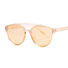 Carica l'immagine nel visualizzatore di Gallery, Summer Cat Eye Sunglasses Women Brand Designer Transparent Shades Sun Glasses Cool Color UV400 Oculos De Sol Gafas