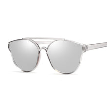 Carica l'immagine nel visualizzatore di Gallery, Summer Cat Eye Sunglasses Women Brand Designer Transparent Shades Sun Glasses Cool Color UV400 Oculos De Sol Gafas