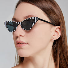 Load image into Gallery viewer, Summer Sunglasses Women Vintage Eyewear Outdoor Sun Protection Sun Glasses Small Frame Okulary UV400 Shades