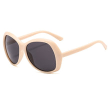 Load image into Gallery viewer, Sunglasses For Woman Eyeglasses Vintage Sun Glasses Spectacles Vintage Oculos Feminino Gradient Sun Glasses Lunette Round Frame